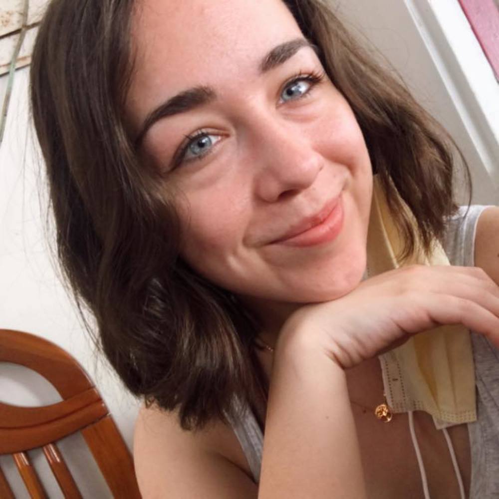 Meet your Posher, Caroline